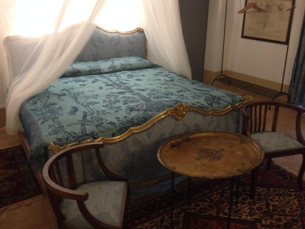 Castello Sannazzaro B&B Giarole ภายนอก รูปภาพ