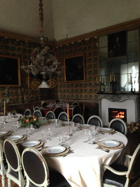 Castello Sannazzaro B&B Giarole ภายนอก รูปภาพ